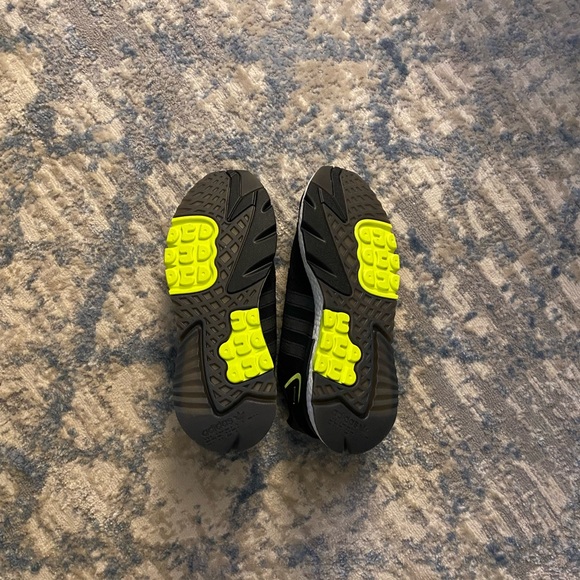 Discontinued Adidas Nite Jogger - Picture 6 of 10